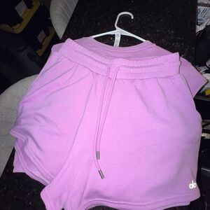 ALO Yoga Women's Lavender Athletic Shorts and Shirt Set